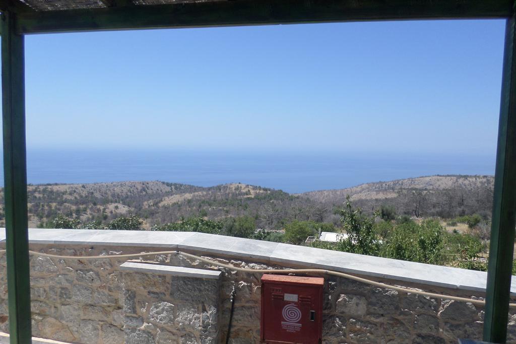 To Asteri Apartment Avgonima Luaran gambar