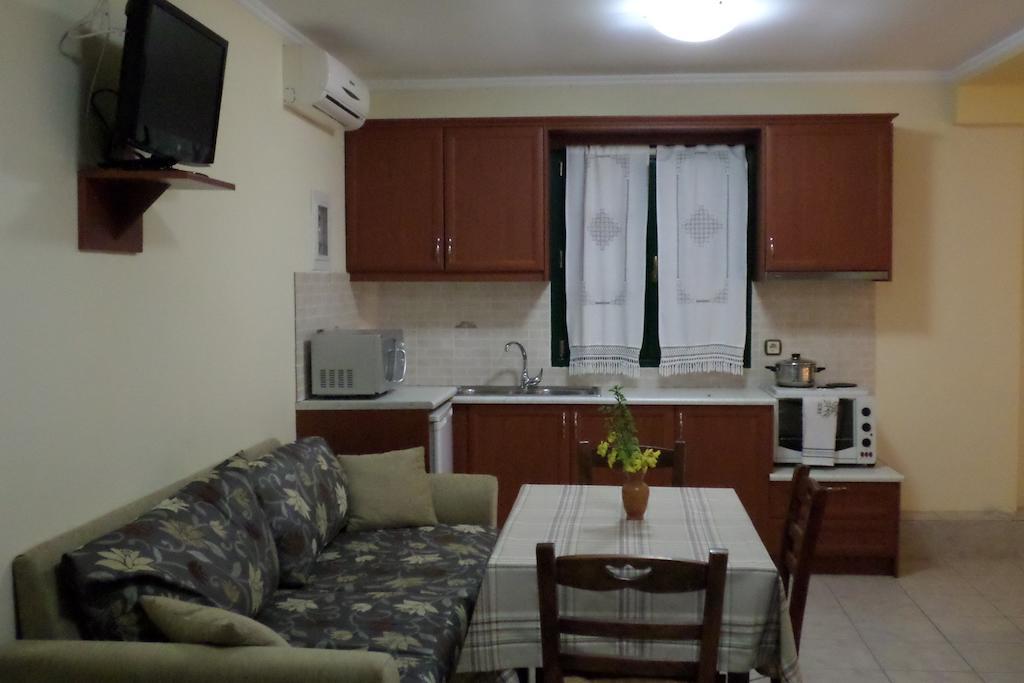To Asteri Apartment Avgonima Luaran gambar