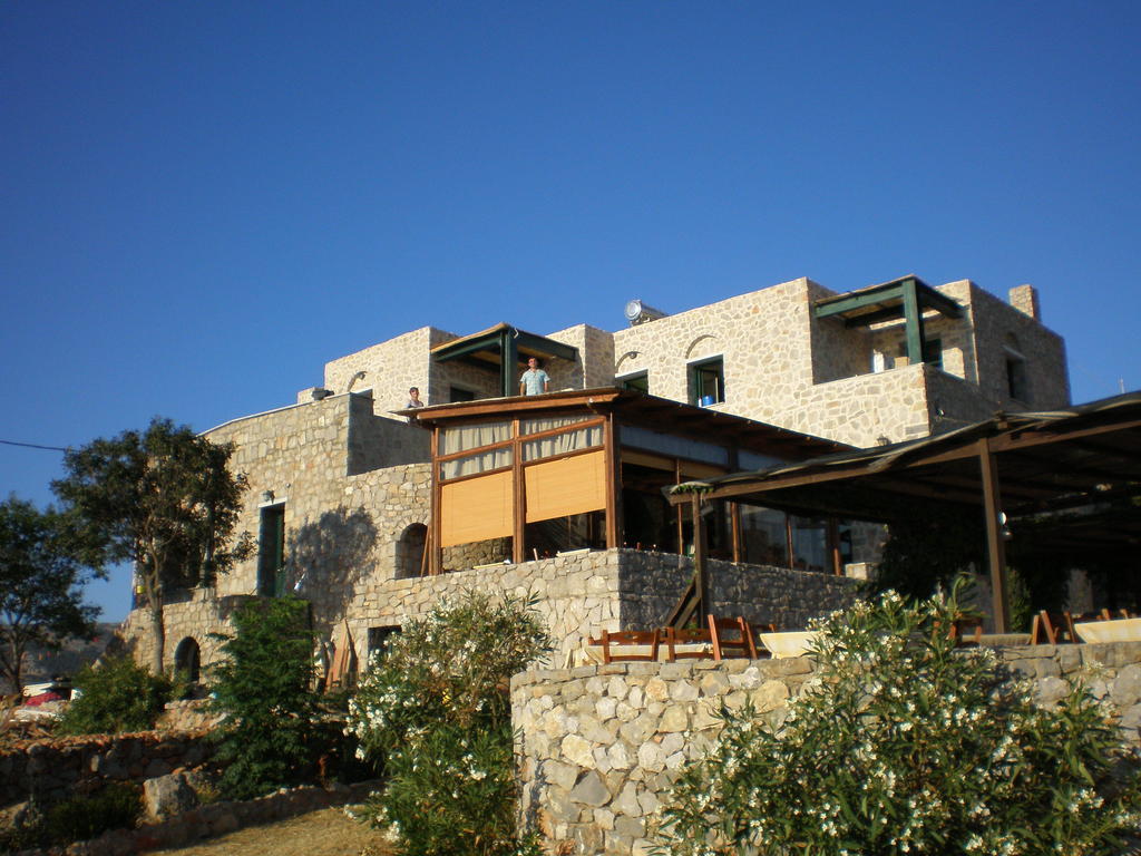 To Asteri Apartment Avgonima Luaran gambar