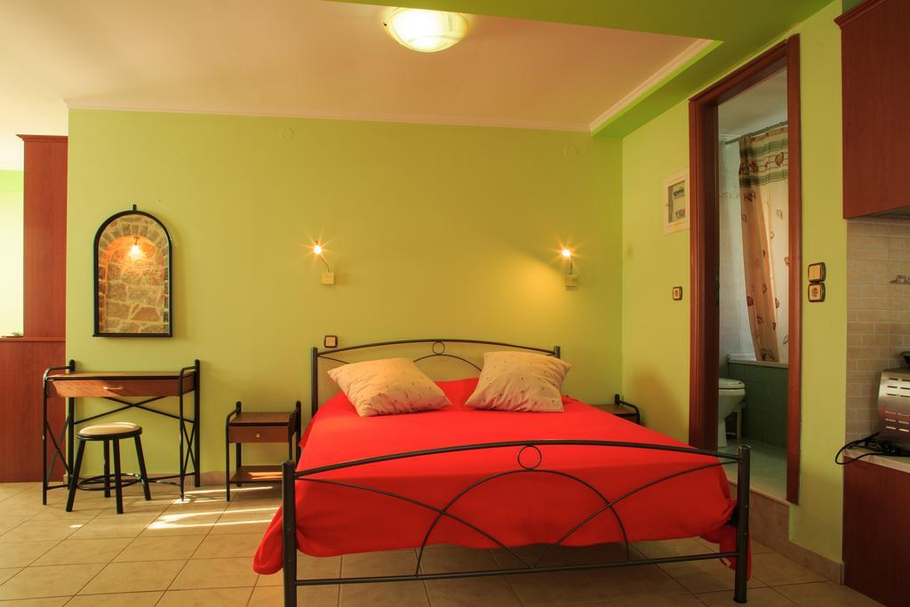 To Asteri Apartment Avgonima Luaran gambar