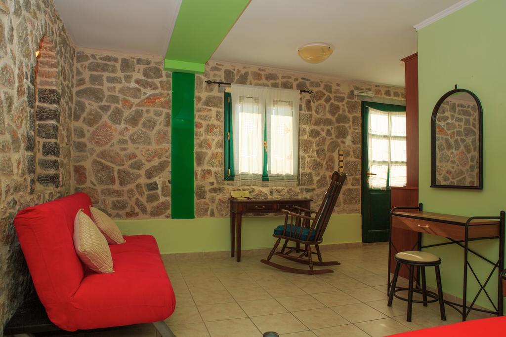 To Asteri Apartment Avgonima Luaran gambar