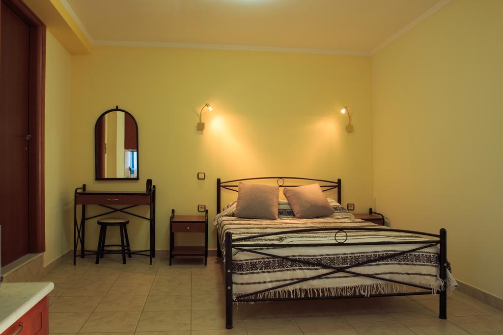 To Asteri Apartment Avgonima Luaran gambar